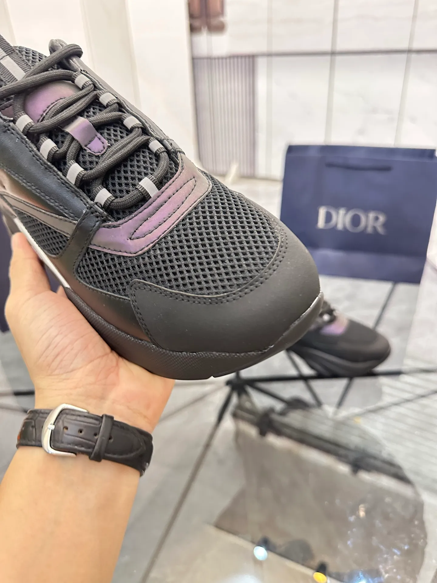Men's shoes: 💰P460¥ Ready in Guangzhou, fully packaged Product trademark: Dior* "Dior*" low-top casual shoes Regular size: 38-46 (can be customized to 47) B22 Product materials: imported cowhide leather upper spliced ​​with original fabric, breathable lining, original outsole. Number: 920